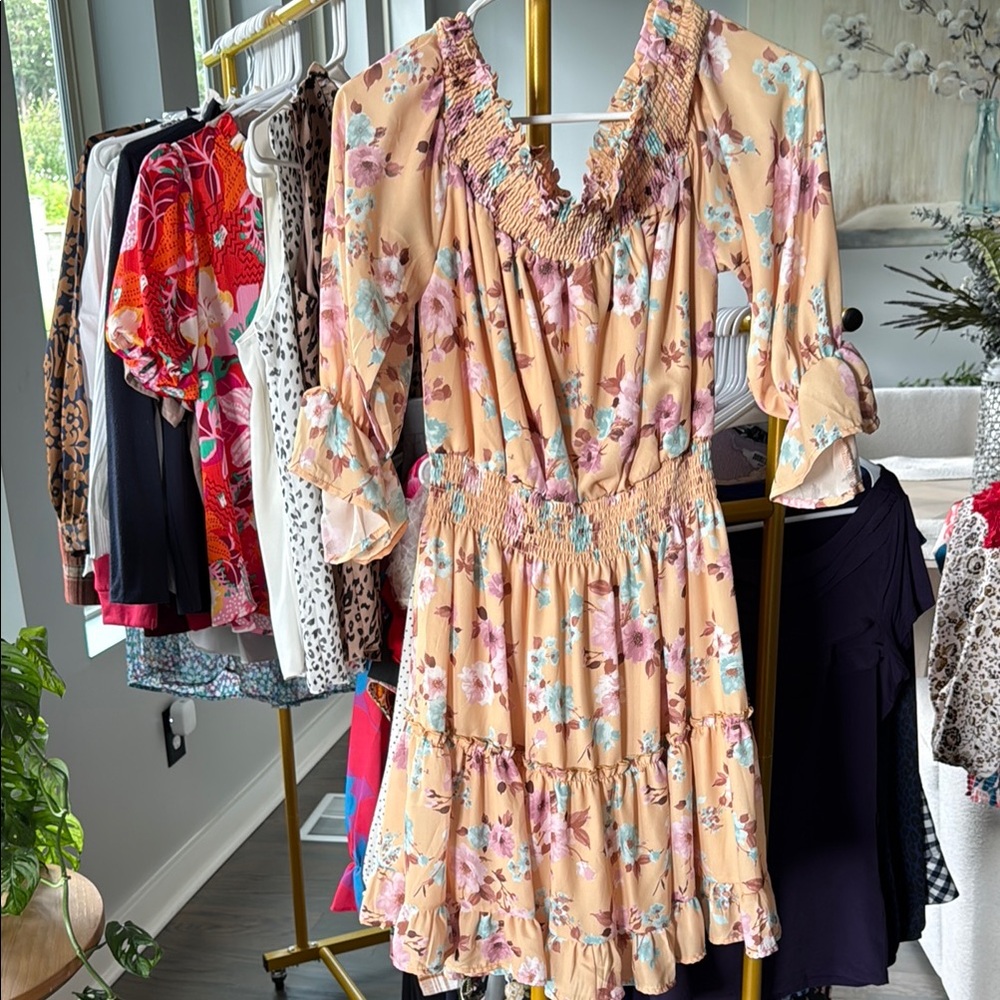 Cream V-Neck Sundress with Bishop Sleeves - Picture 2 of 6